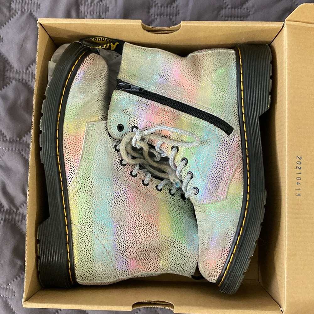 Dr. Martens Youth Rainbow Lace Up Boots Size 4